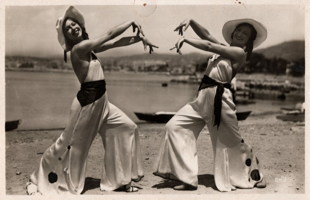Gem: Forgotten Pajamas of The 1920s and 1930s