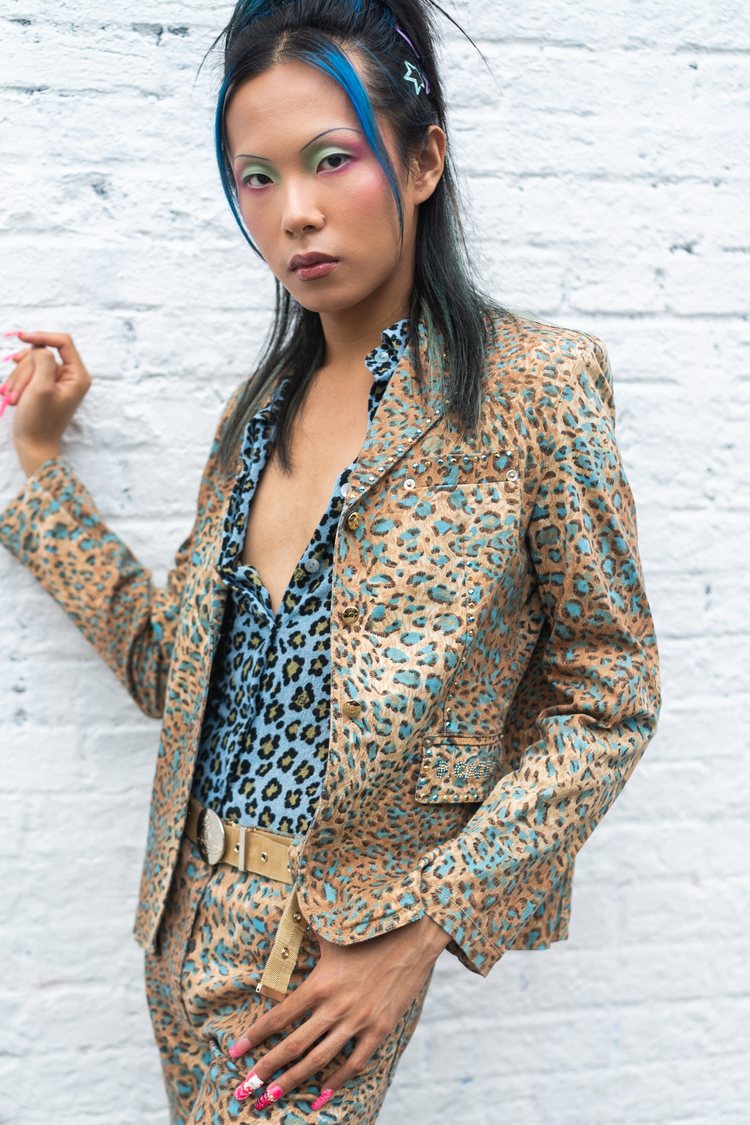 How to have a Y2K aesthetic without feeling like a retro throwback - Her World Singapore